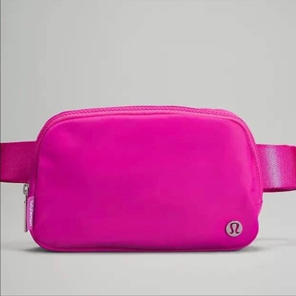 lululemon athletica Handbags - Lululemon Everywhere Belt Bag Sonic Pink/ NEW with tag